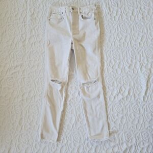 Free People Raw White Ripped High Rise Jeans 28
